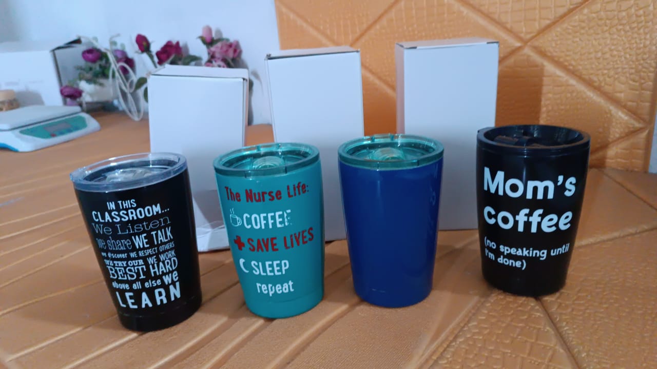 Stainless Steel Vacuum Insulated Mug with Lid (1 Pc / Mix Design & Color) Stainless Steel Vacuum Insulated Mug with Lid (1 Pc / Mix Design & Color)